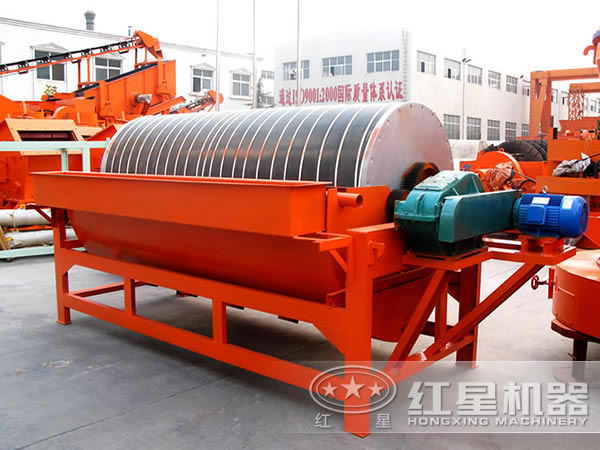 不同角度下的錳礦干式磁選機(jī)