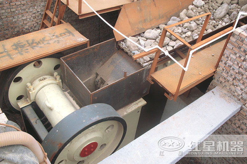 鄂破進(jìn)料細(xì)節(jié)圖