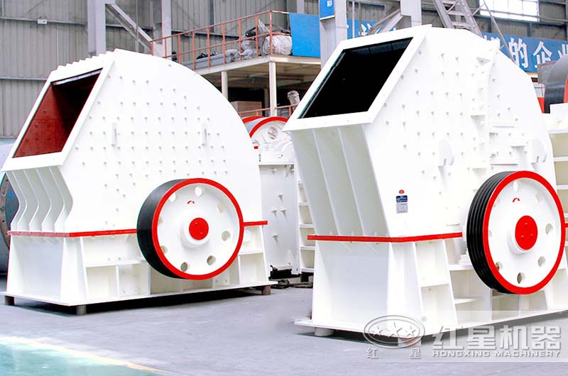 對(duì)比傳統(tǒng)錘破，一次成型單段錘破碎石強(qiáng)、出料更好