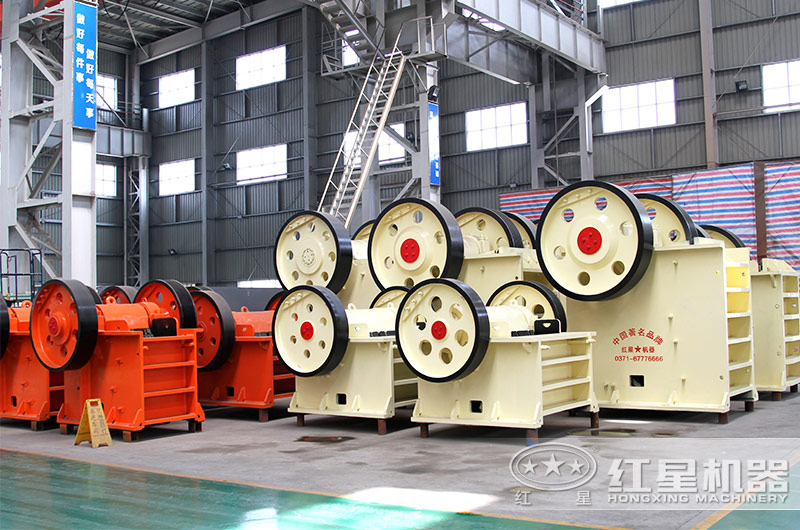 顎式碎石機(jī)設(shè)備一臺(tái)的價(jià)格是多少，產(chǎn)量高嗎？碎石效率如何提高