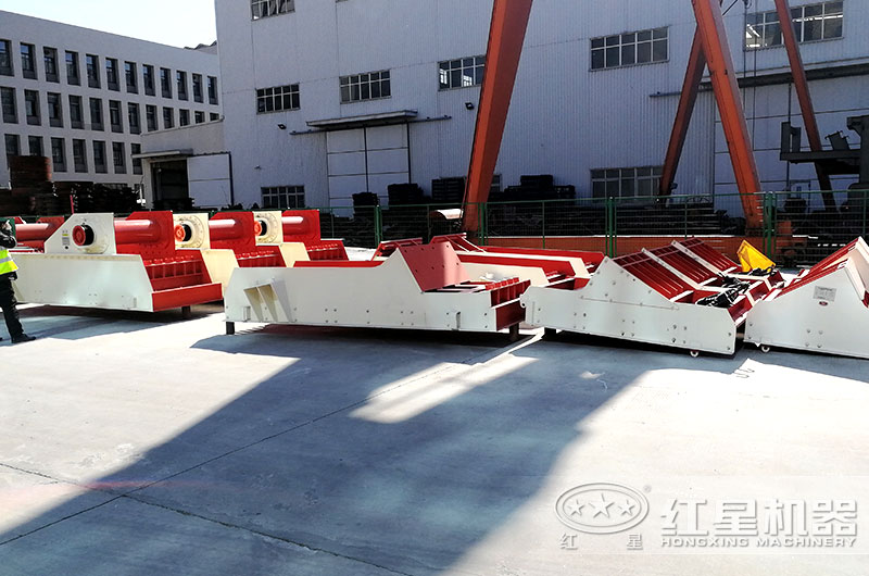 振動給料機現(xiàn)貨供應，型號全