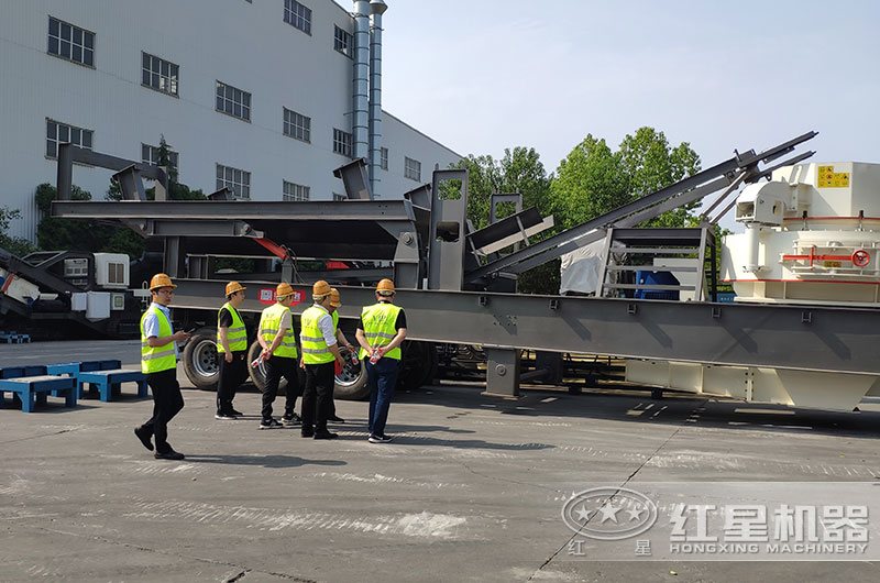 客戶(hù)到廠(chǎng)考察設(shè)備