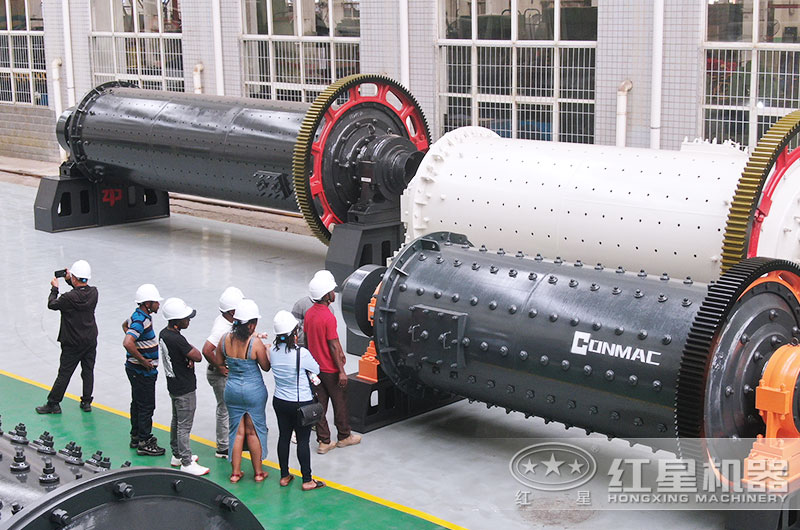 客戶來廠考察設(shè)備