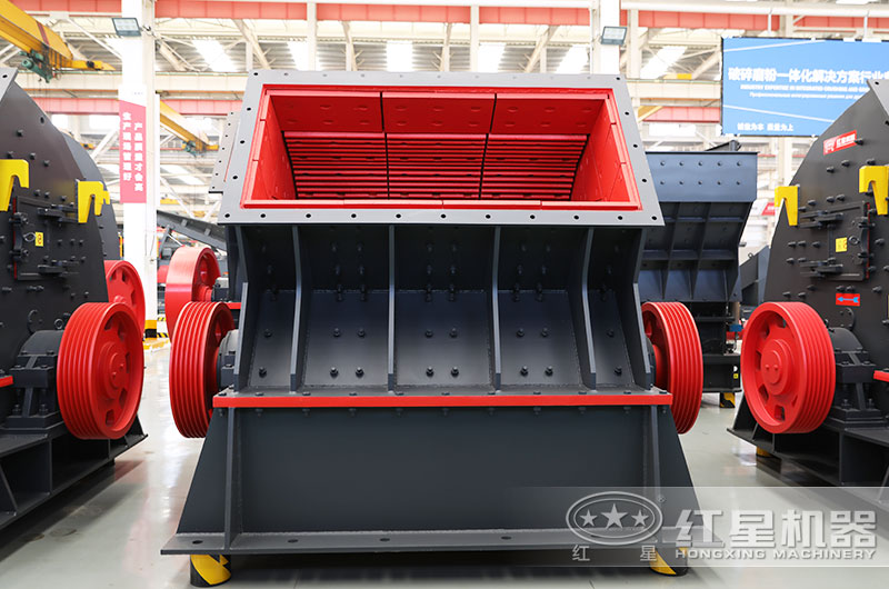 錘式碎石破碎機(jī)圖片