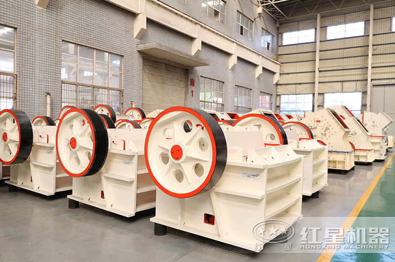 日產量200噸碎石機多少錢一臺？