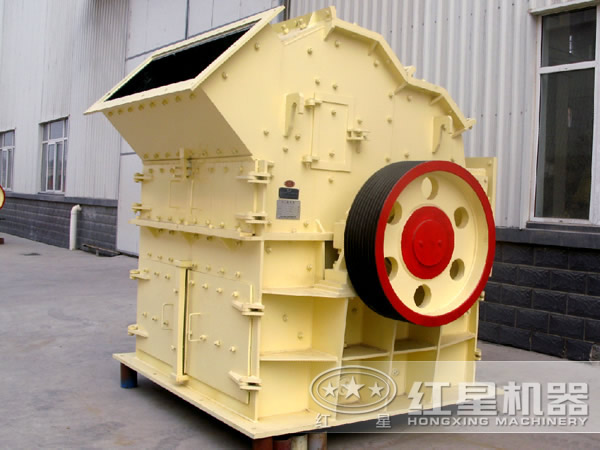 PXJ800×600型石灰石高產(chǎn)細(xì)碎機(jī)_小功率，大能力，值得一看