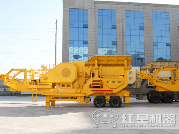 對(duì)比傳統(tǒng)碎石設(shè)備，移動(dòng)破碎站有哪些閃光點(diǎn)？