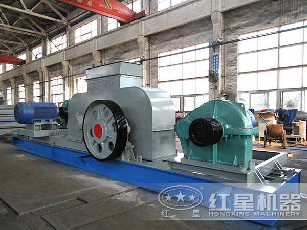 小型對(duì)輥碎沙機(jī)多少錢(qián)一臺(tái)？