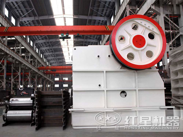 顎式破石機(jī)——石料廠的戰(zhàn)斗機(jī)，石頭的變形機(jī)