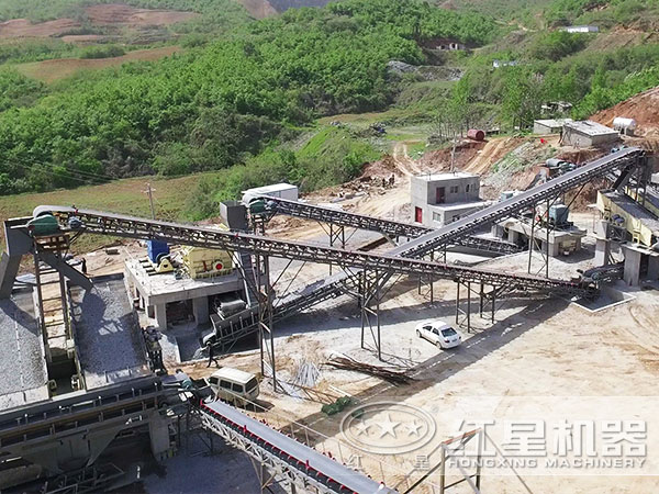 加工石子的機(jī)器多少錢，產(chǎn)量是多少？