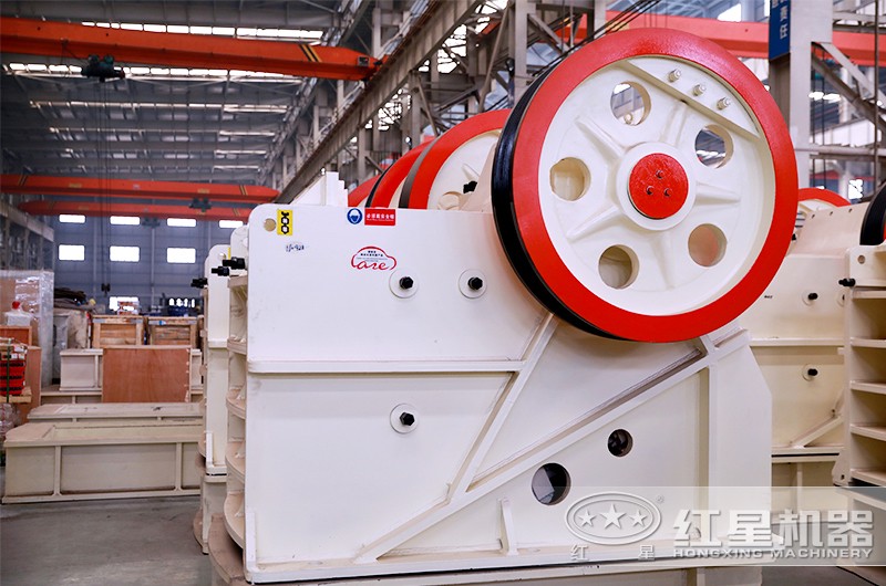 紅星機器廠家生產(chǎn)的礦山設備，不怕貨比貨，就怕您買錯！