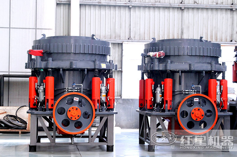 含鐵的石頭用什么破碎機粉碎比較好？