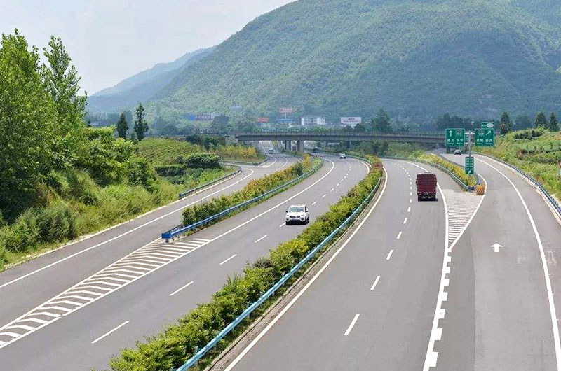 公路瀝青用礦粉設(shè)備多少錢(qián)一套？