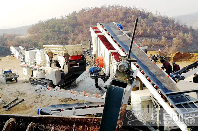 移動式破碎機安裝搭設(shè)現(xiàn)場