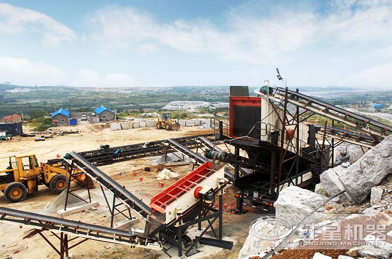 流動(dòng)打石子機(jī)作業(yè)客戶現(xiàn)場(chǎng)