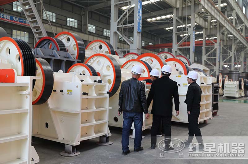 內(nèi)蒙時(shí)產(chǎn)150噸青石破碎生產(chǎn)線安裝完成，看看生產(chǎn)效果如何