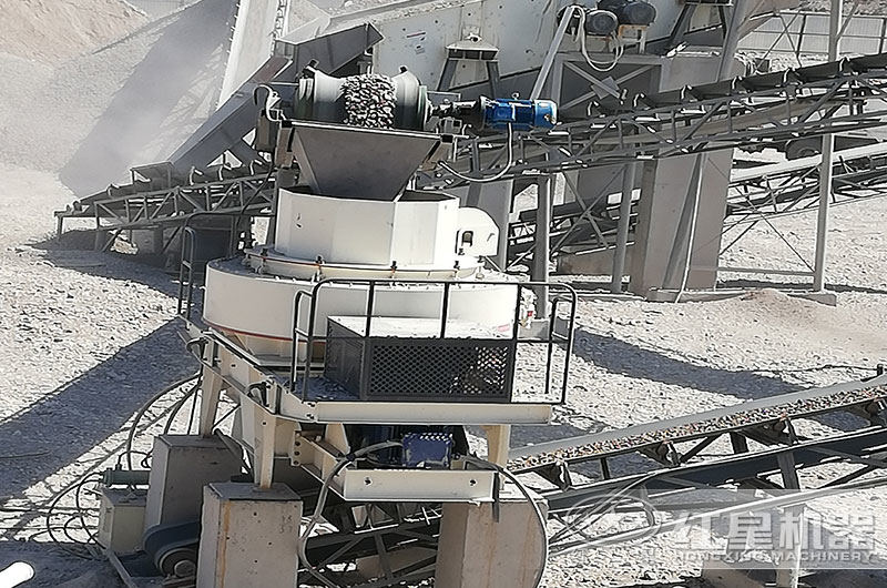 巖石粉碎制作機(jī)制砂可行嗎？一般小型的選擇哪些設(shè)備？