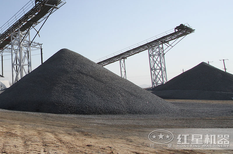 環(huán)保對(duì)生產(chǎn)機(jī)制砂的設(shè)備有什么要求，有沒(méi)有無(wú)塵生產(chǎn)現(xiàn)場(chǎng)