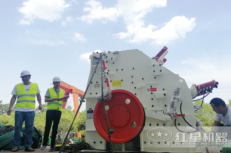 生產(chǎn)石子用什么設(shè)備好_全套石子設(shè)備價(jià)格多少錢？