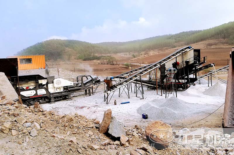 喜訊！時(shí)產(chǎn)40噸石灰石移動(dòng)破生產(chǎn)線于陜西寶雞正式投產(chǎn)運(yùn)作