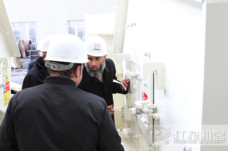 國(guó)外用戶(hù)來(lái)廠考察