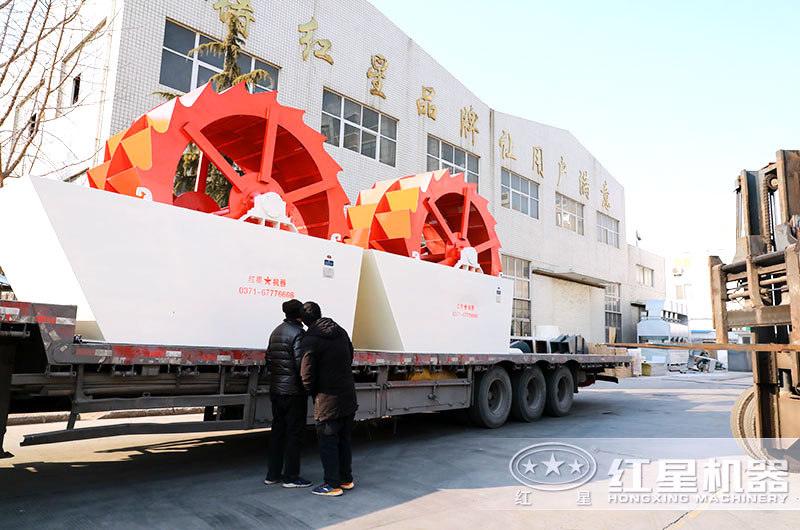 撈沙機發(fā)貨現場