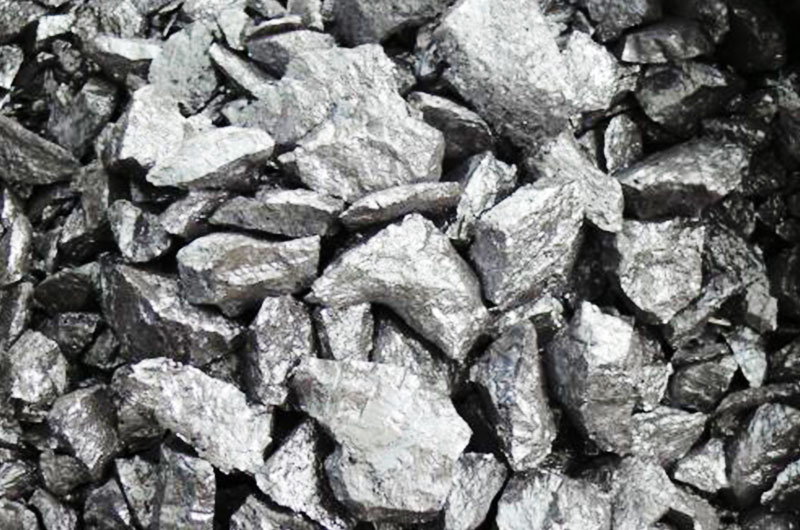 成套環(huán)保工業(yè)硅破碎機(jī)設(shè)備有哪些，價(jià)格是多少？