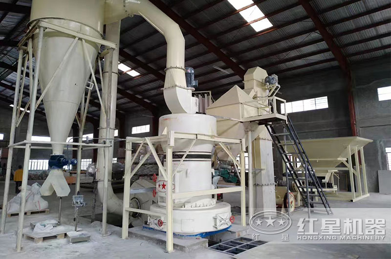 有沒有磨粉機(jī)現(xiàn)場工作視頻？多少錢一臺？