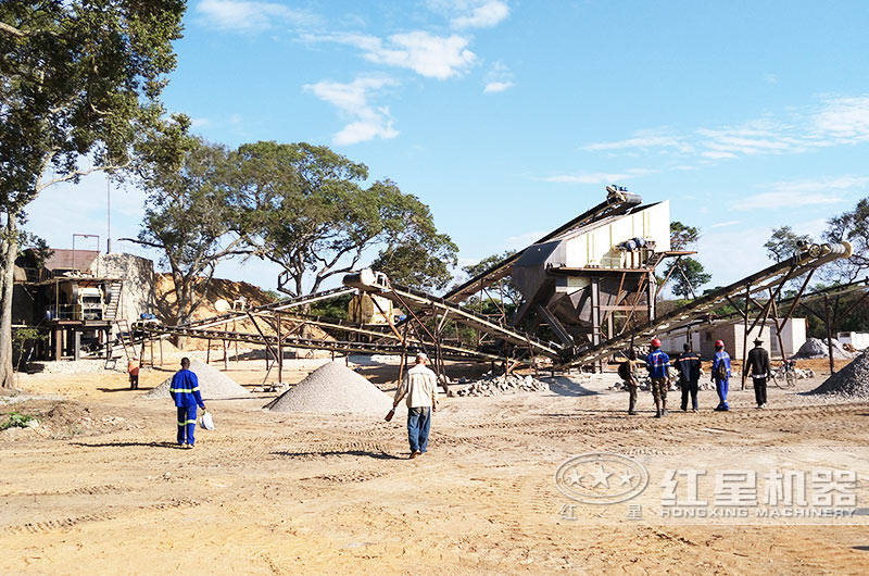 處理花崗巖邊角料用哪種破碎設(shè)備？有沒有生產(chǎn)視頻？