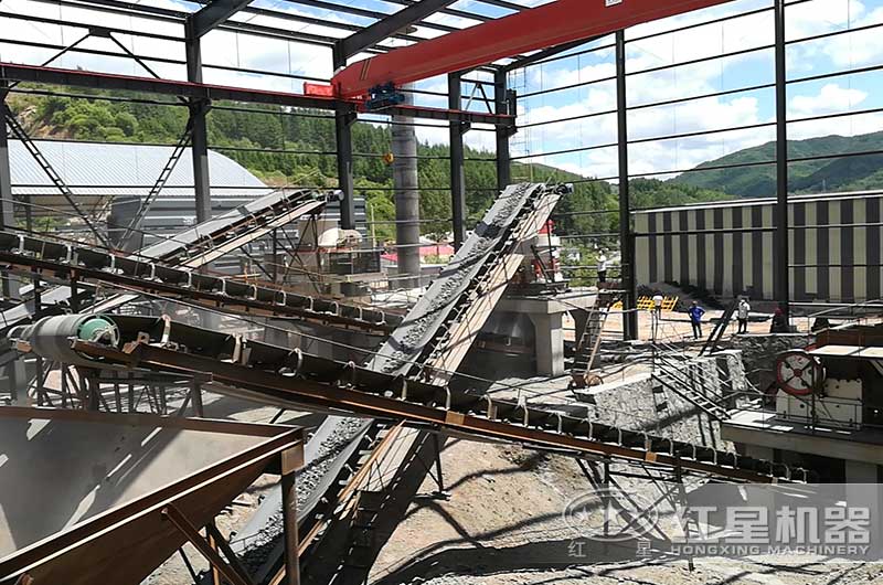 碎石價(jià)格多少錢一方？中碎碎石機(jī)一天能碎多少噸？多少錢一臺(tái)？