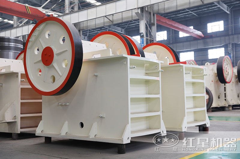 75型破碎機(jī)每小時(shí)產(chǎn)量是多少？投一部75破碎機(jī)需用多少錢