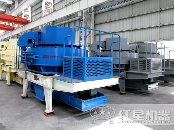 砂石設(shè)備常選神機：立式?jīng)_擊式破碎機