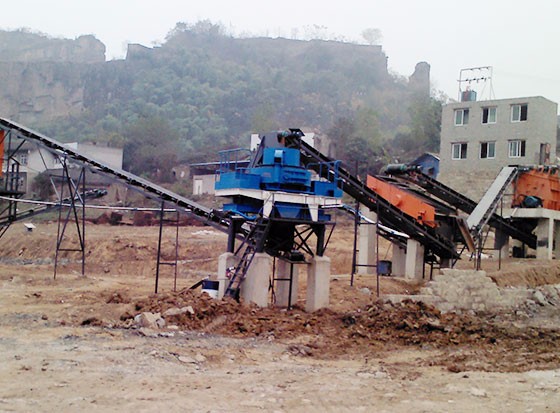 信陽(yáng)珍珠巖制砂生產(chǎn)線(xiàn)案例